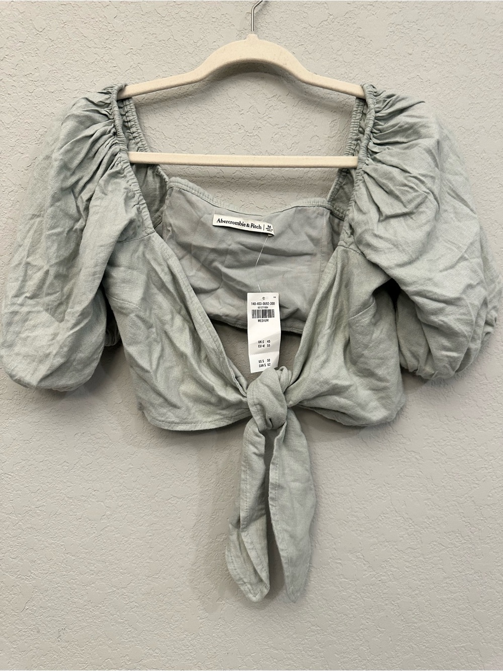 Abercrombie & Fitch light green crop top in a M New with tags #abercrombie #crop